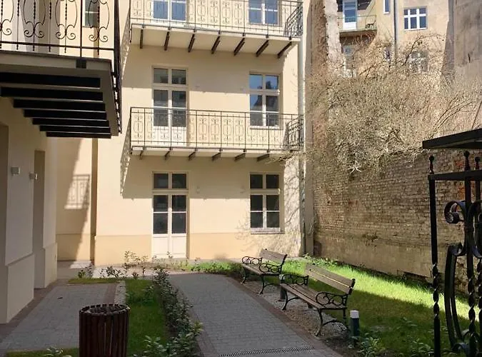 Luxury Panda In Old Town *